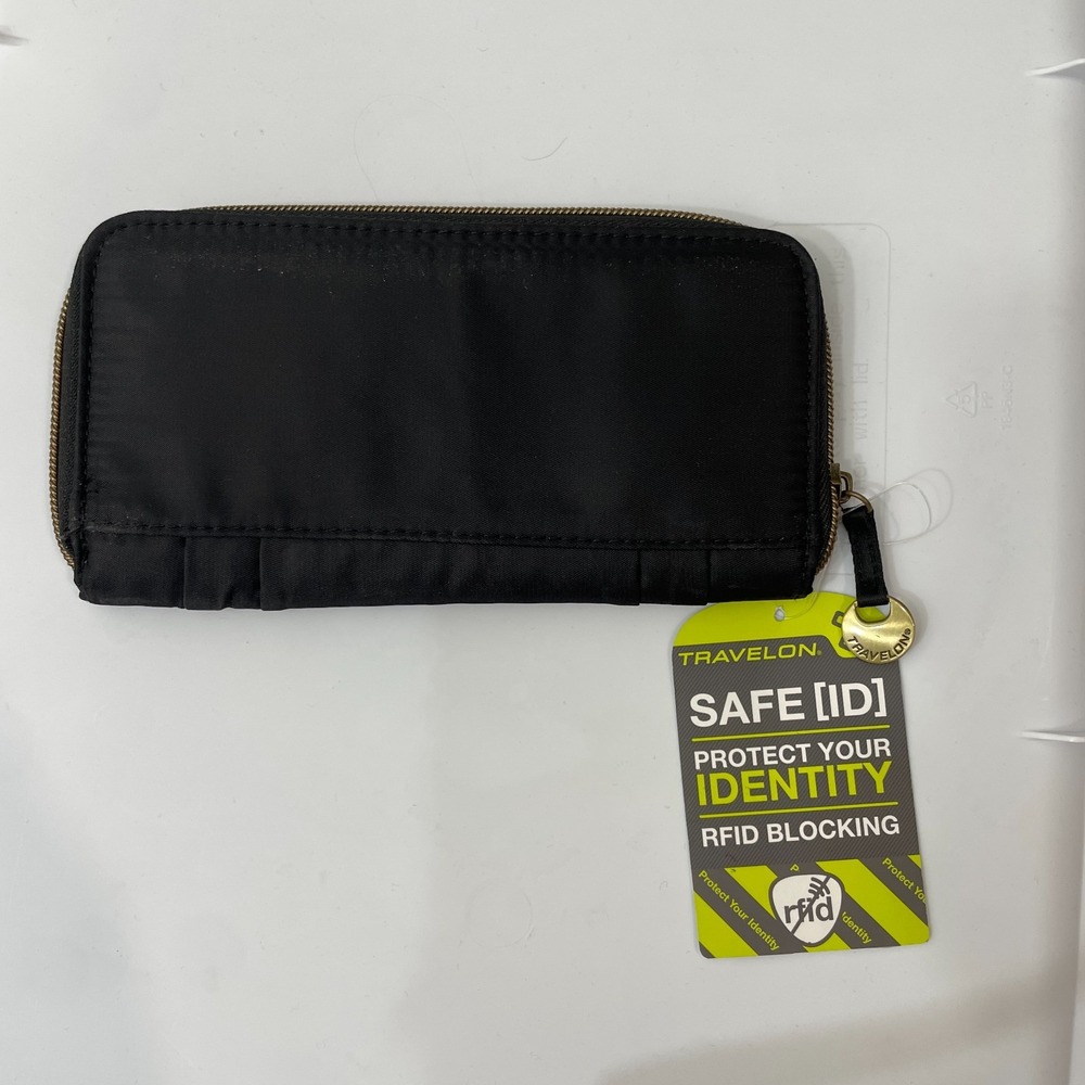 NEW Women's Travelon Safe ID Security Wallet RFID Blocking Black NWT